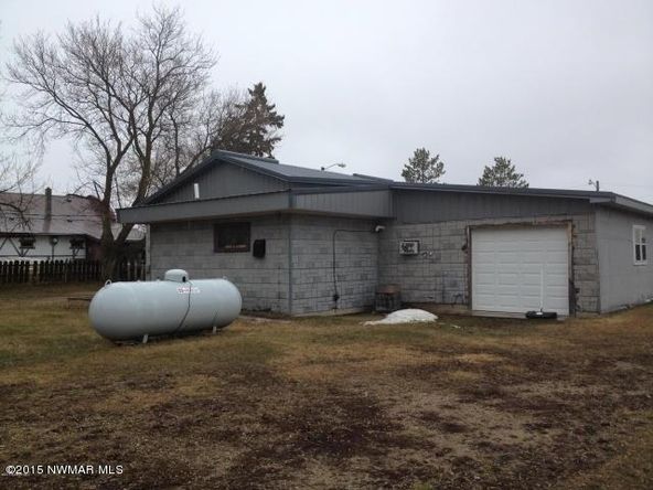 SS Outlet: 154 Centerline Rd N, Solway, MN 56678